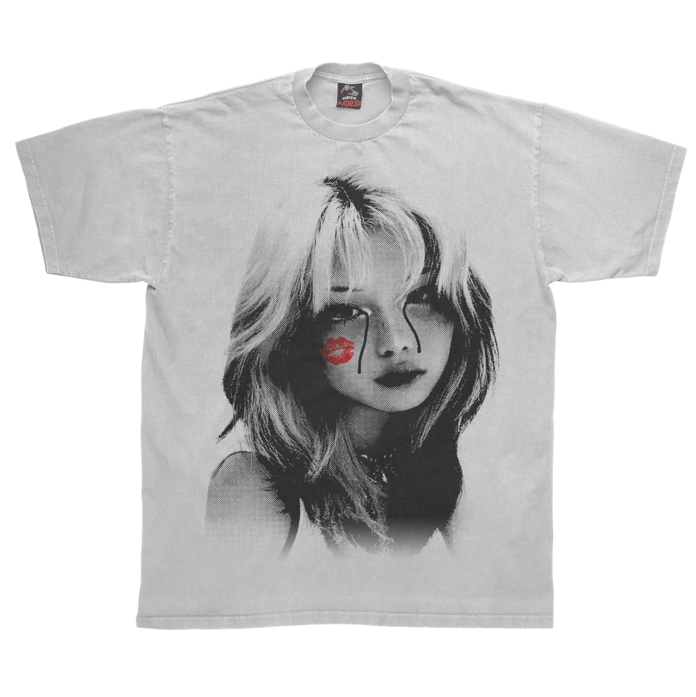 Amulets Kiss Tee WorksOfMadness